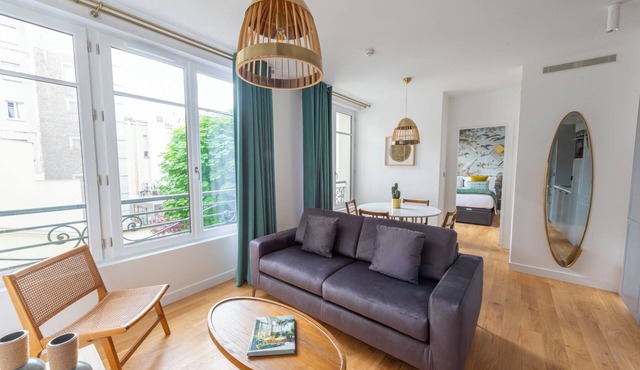 Drury Lane, 4 stars, Luxury at 50 meters from the Champs-Elysées