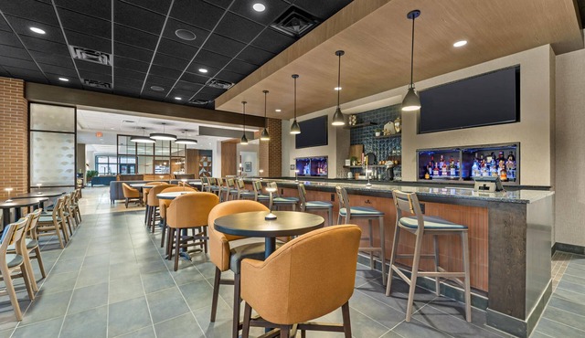 Drury Plaza Hotel Lincoln Downtown