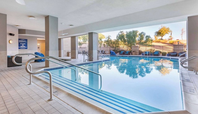 Drury Plaza Hotel Phoenix Tempe