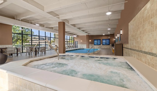 Drury Plaza Hotel St. Louis Creve Coeur