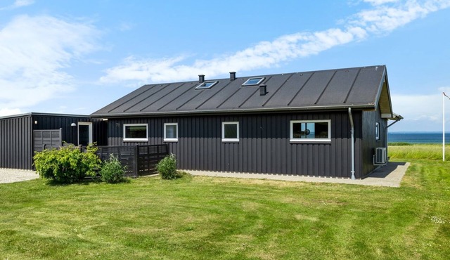 "Drusilla" - 140m from the sea by Interhome