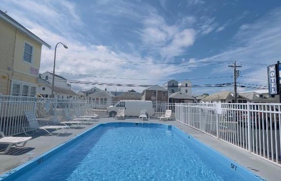Dry Dock Motel