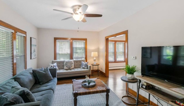 DT Libertyville Home w/Arcade PacMan by Navy Base