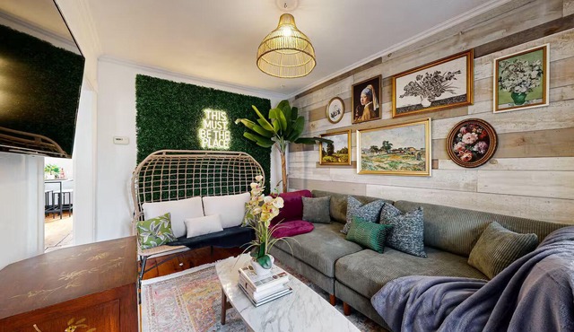 DT Retreat : Firepit, Backyard, Arcade