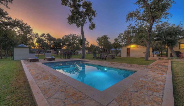 Dtown Drippin With New Pool!