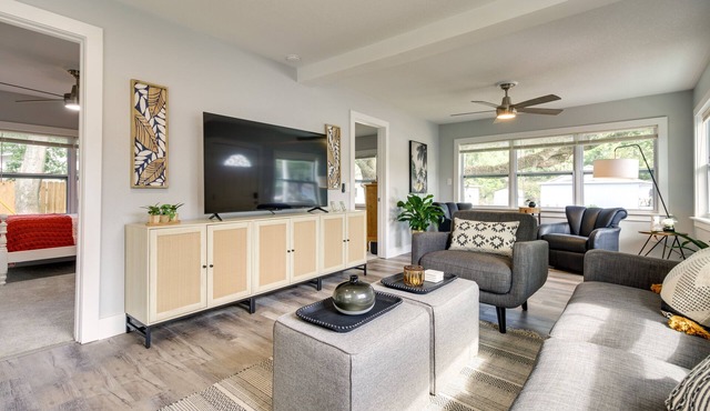 Dtwn Winter Garden Home: 12 Mi to Disney!