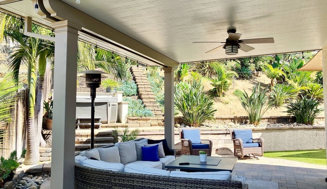Dual master 4-bedroom home with hot tub
