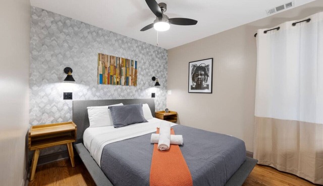 Dubois Guest House Room 201