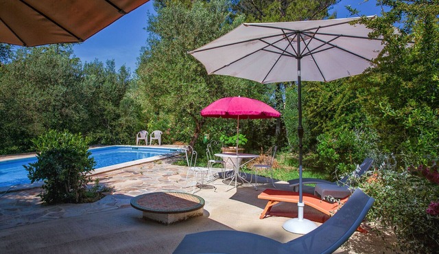 Duchy of Uzès Villa Celina with park private swimming pool air conditioning free wifi