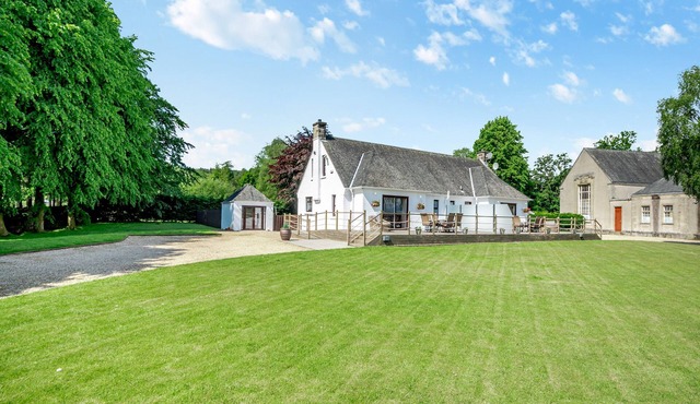 Duck Bay Cottage 1 - UK43934