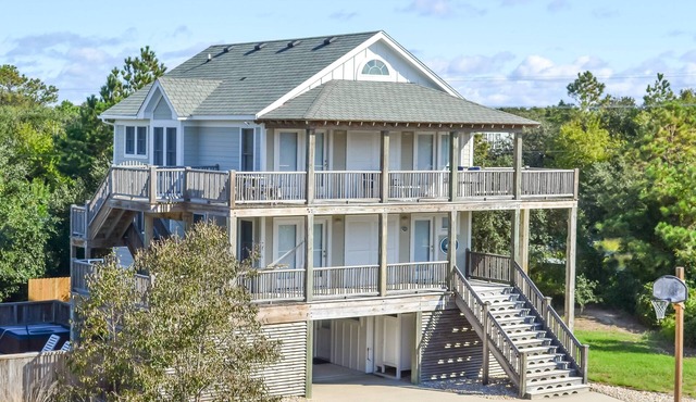 Duck Haven - Tuckahoe, Easy Walk to Ocean & Sound, Cargo Lift, Pool, Hot Tub, Tennis