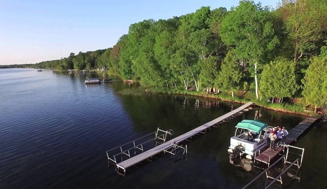 Duck Lake Escape🌊 Lake Access, Minutes to Traverse City, Kayaks