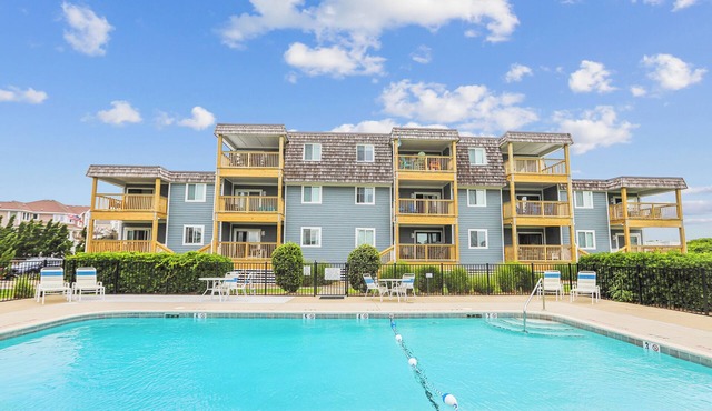 Duck Legacy - 3BR Oceanfront Condo 2nd Floor with Ocean Views