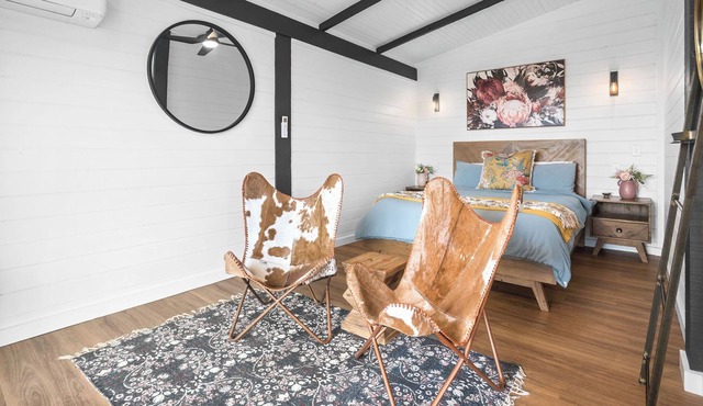 Duck'n Hill Farm Studio with City Views - 5 Stars on Airbnb