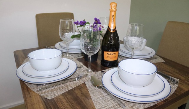 Dudley Getaway|Close to Zoo|Castle & Free Parking