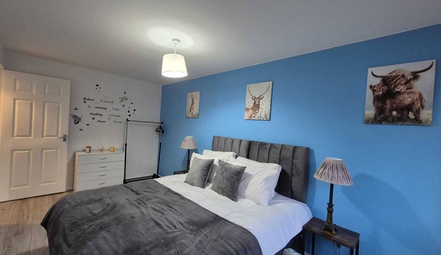 Dudley Getaway|Close to Zoo|Castle & Free Parking