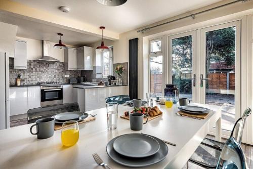 Dudley-Hospital-3bed-parking-long stay-contractor