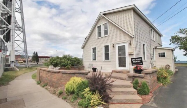 Duluth House | Best Location in Duluth