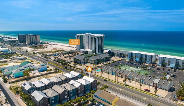 Dune After Delight 4BR 4BA 1 block to beach, pool!