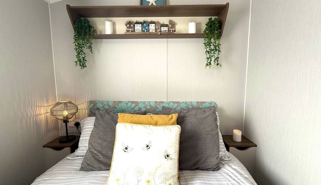 Dunlin Retreat, Thornwick Bay