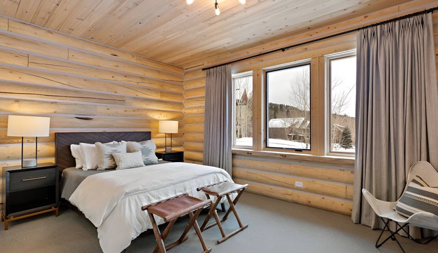 Dunn Cabin | Bronze Buffalo Ranch