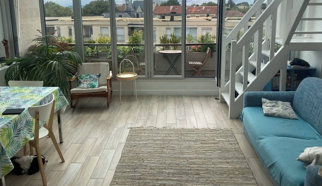 Duplex à 10 min du RER A Chatou-croissy-idéal Famille