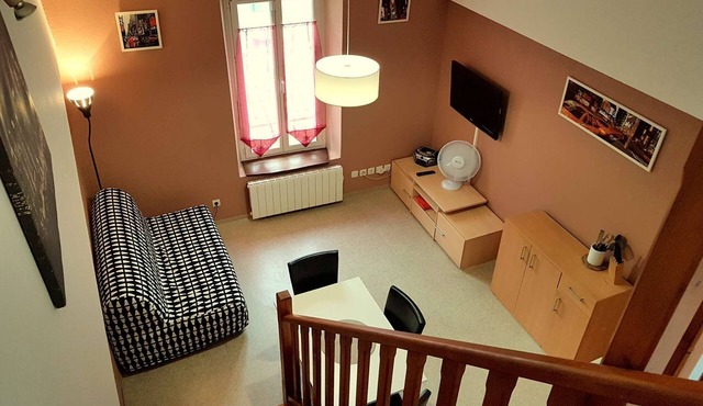 Duplex - 1 Bedroom - Downtown - Quiet - Garage