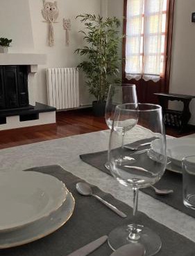 Duplex 122m2, 4 dormitorios, 2 baños completos, Wifi 1GB