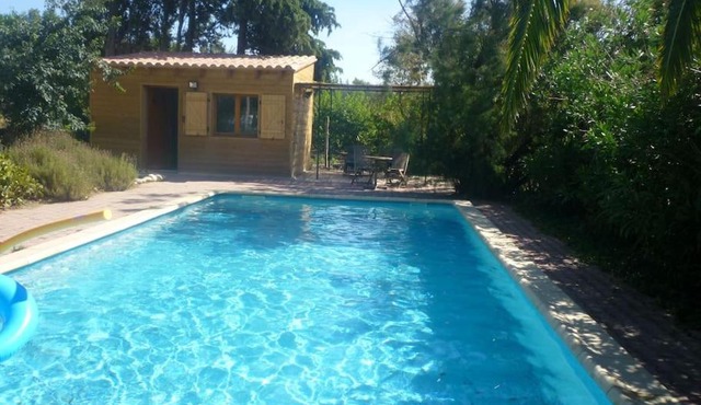 Duplex 130m2 dans un mas entouré de vergers - piscine