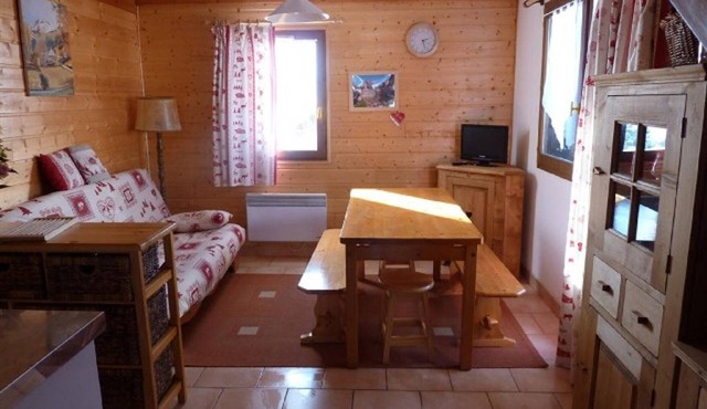 Duplex 3BR for 6 with Balcony near Slopes