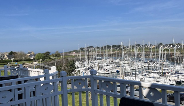 Duplex 6 pers Port du Crouesty - terrace, port and sea view. Rated 3 *