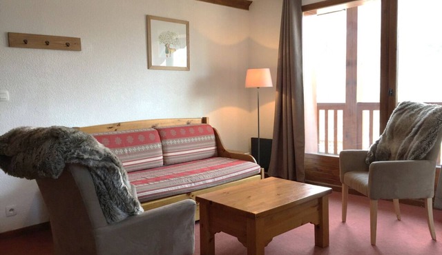 Duplex 7/9p on piste/200m from village center & ESF/heated pool