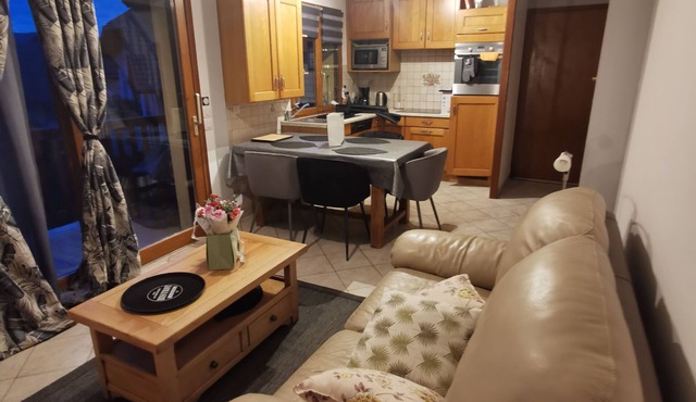 Duplex apartment in village house close to shops, transport and lake