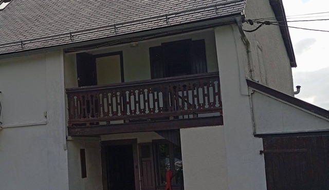 Duplex apartment for 8 to 10 people with garden