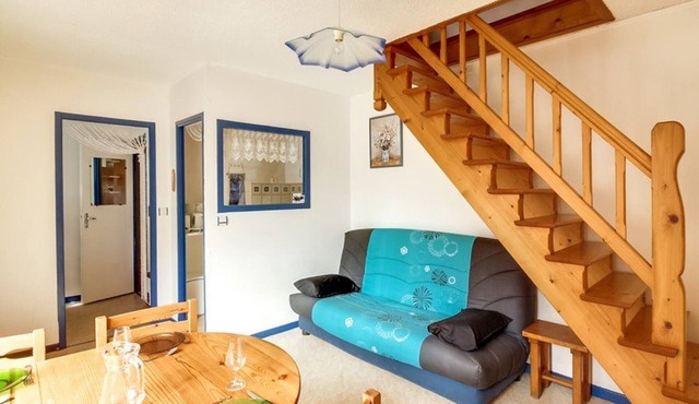 Duplex Apartment for 5 with Parking and Balcony in Cauterets