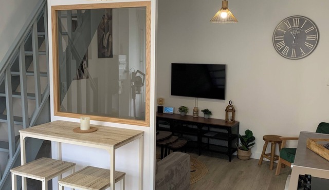 Duplex apartment in the center of Fontainebleau and 5 minutes from the forest!