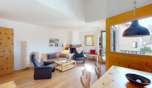 Duplex apartment located above the village of Pontresina with dream view.