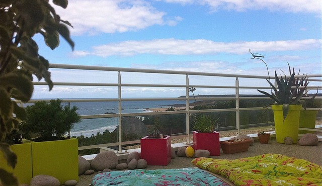Duplex apartment with large terrace overlooking the sea and Cap Fréhel