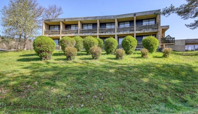 Duplex avec Kitchenette | Vue Lac + Accès Piscine