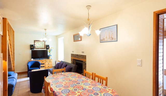 Duplex Chalet for 6 in Peaceful Peyragudes with Fireplace & Terrace