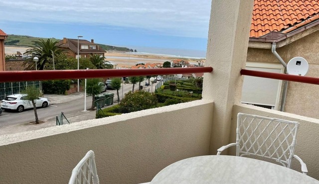 ¡Duplex con terraza en Mogro!