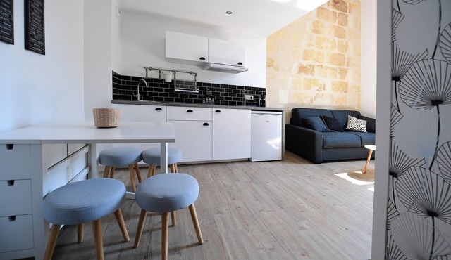 ★ DUPLEX ★ DESIGN ★ PARKING (optional) ★ SWEETHOMEBORDEAUX