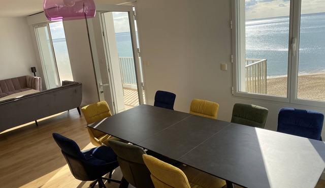 Duplex facing the sea with all comfort on the beach/tennis