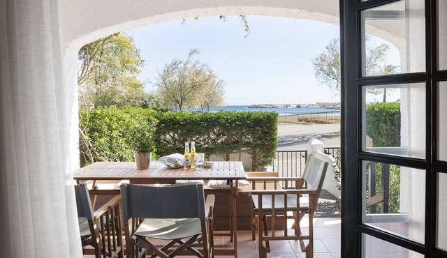 Duplex Familial Avec 2 Chambres et 2 Salles de Bains, Avec Piscine Partagée