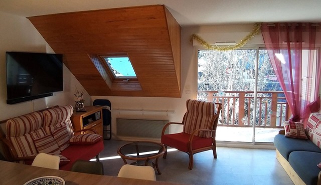 DUPLEX from 4 TO 9 Pers including 3 minors IN THE HEART OF THE VILLAGE