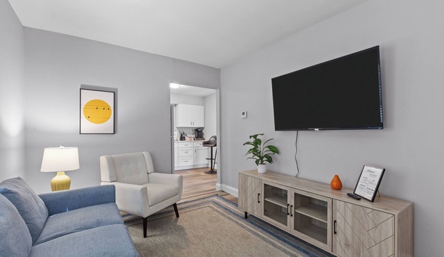 Duplex Hideaway in St. Charles, MO