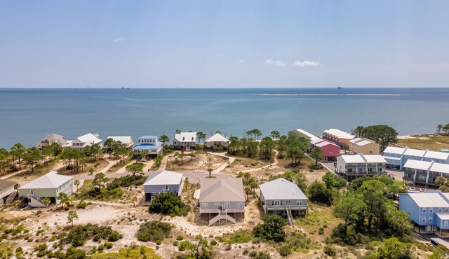 Duplex in a private gated beachfront community! - Sunrise East