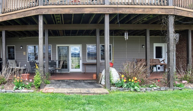 Duplex in Lexington, VA, Loranwoods