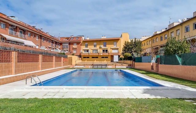 Duplex in Palafolls near Marineland & Beaches