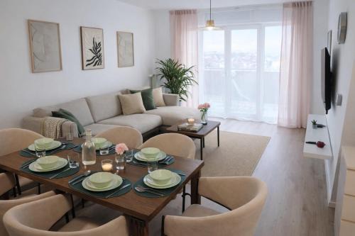 Duplex in Paris, Villepinte Expo, CDG Airport
